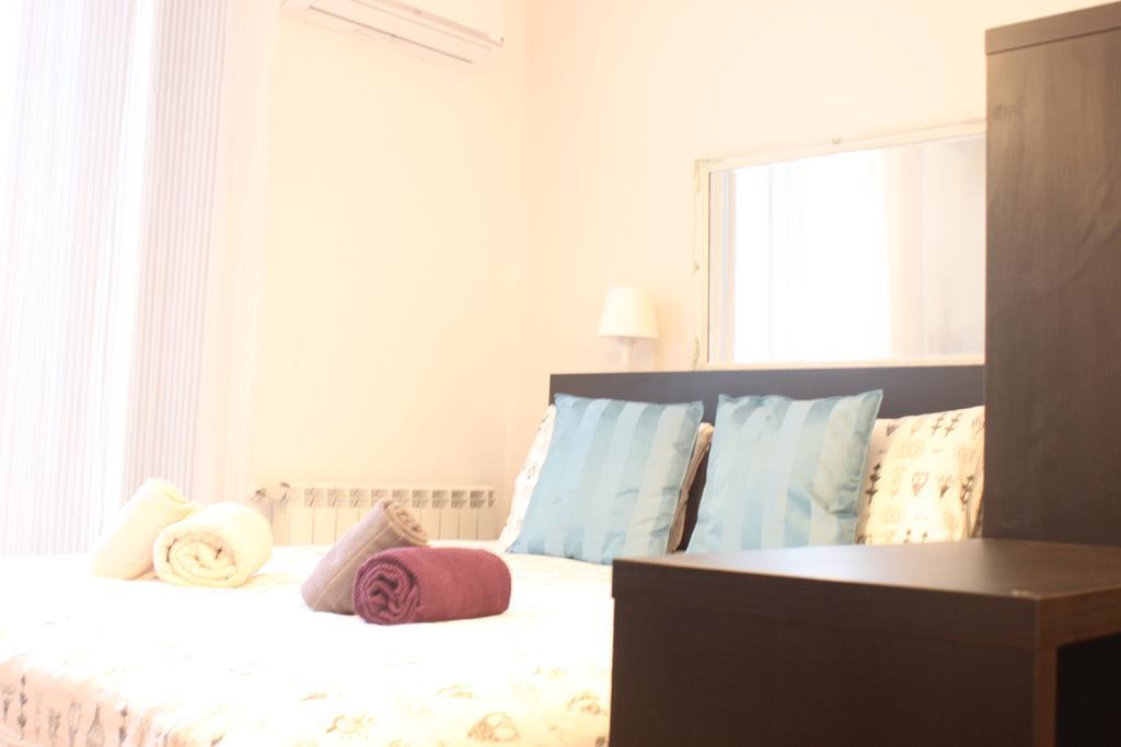Concepcion Jeronima Appartement Madrid Buitenkant foto