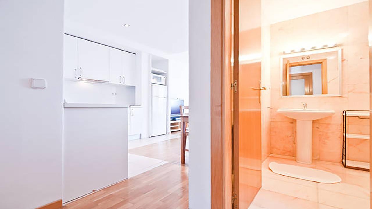 Concepcion Jeronima Appartement Madrid Buitenkant foto